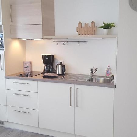 Residence Seniors Domitys Les Hautes Feuilles Реймс Екстериор снимка