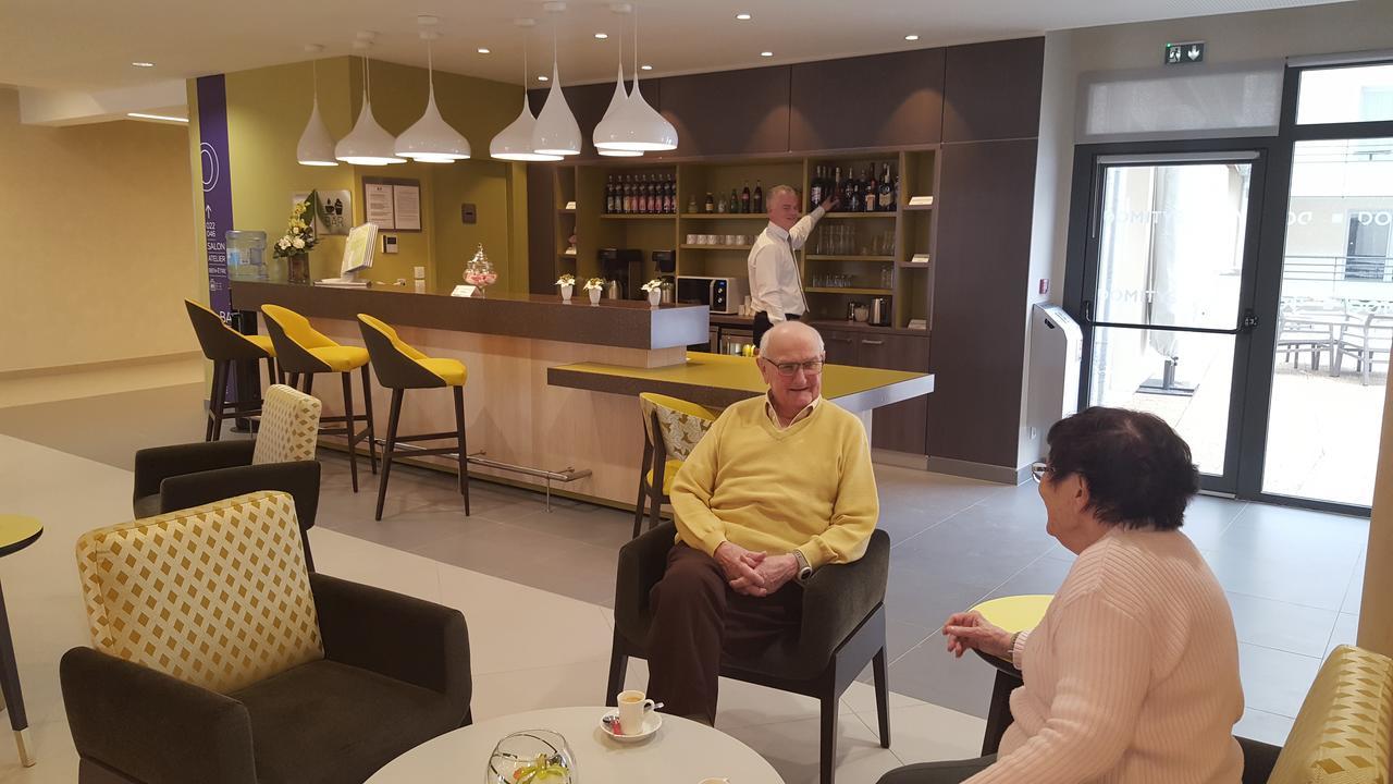 Residence Seniors Domitys Les Hautes Feuilles Реймс Екстериор снимка